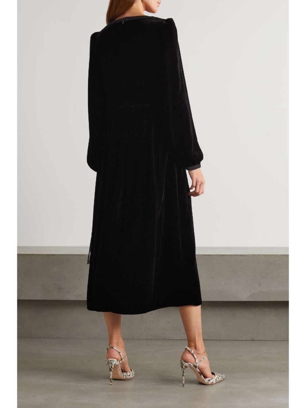 Saloni Black Velvet Bow Embellished Dress - Picture 3 of 6